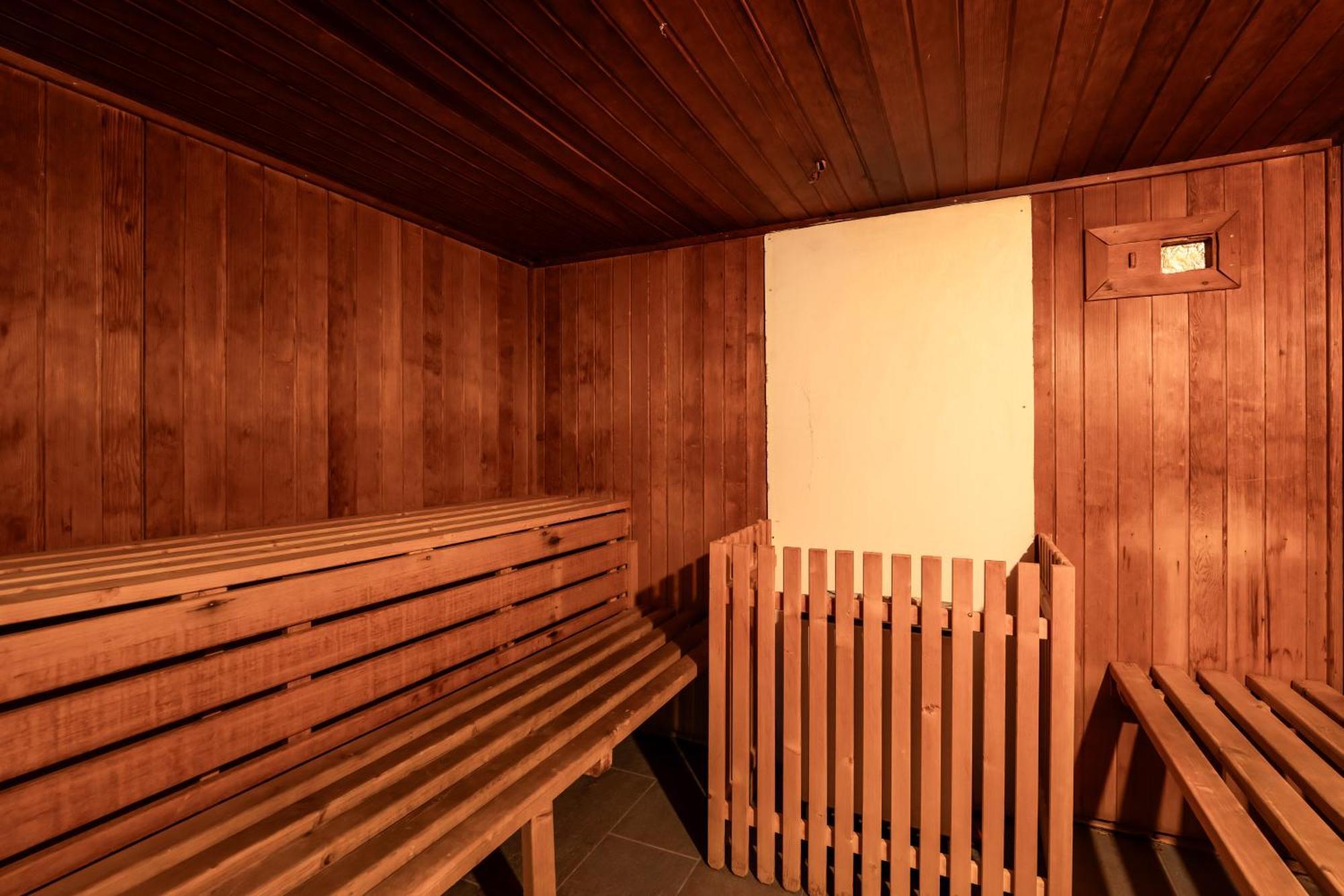 Hotel Grohmann Campitello di Fassa Bagian luar foto